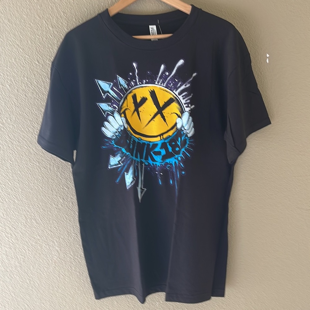 Blink 182 Concert Shirt size large